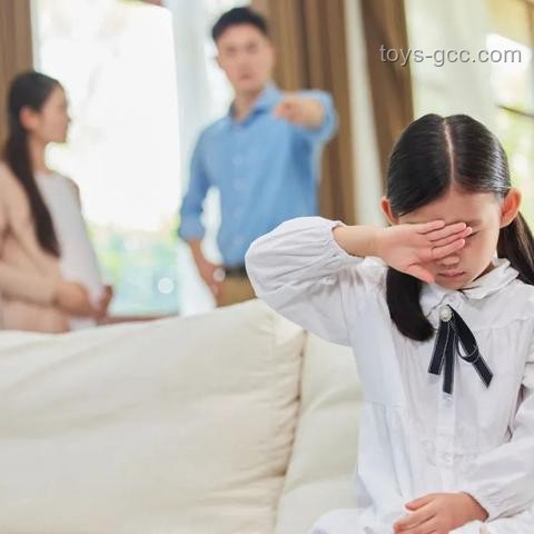 今日旁观，明日孤立：共情的力量